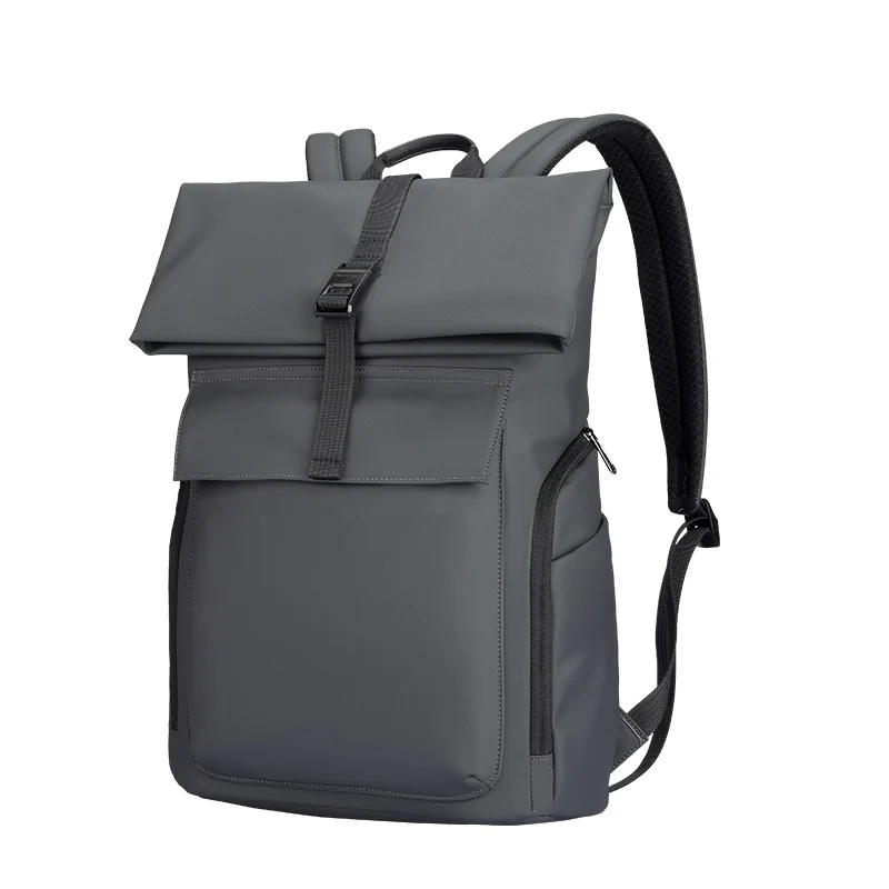 FELIX: Geräumige Rolltop-Tasche für moderne Reisen