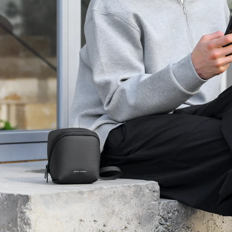 CUBE: Gadget-Reisetasche