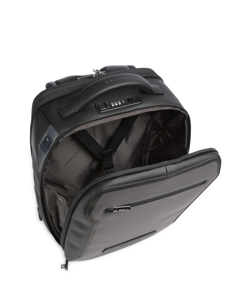 Piquadro Rover 30 Rucksack black