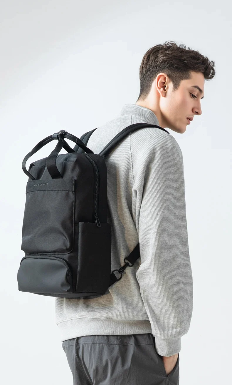 RIO: Kleiner Rucksack mit Laptopfach