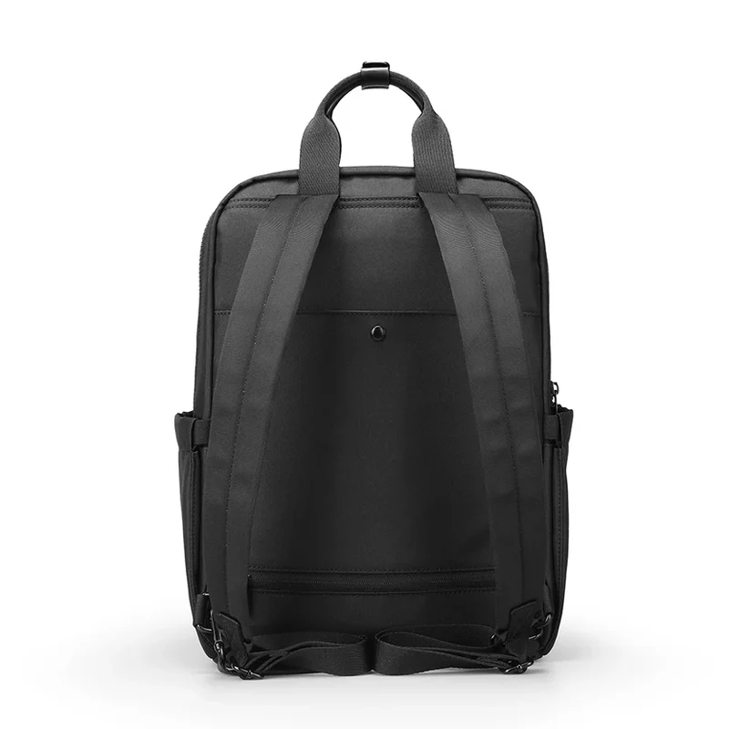 RIO: Kleiner Rucksack mit Laptopfach