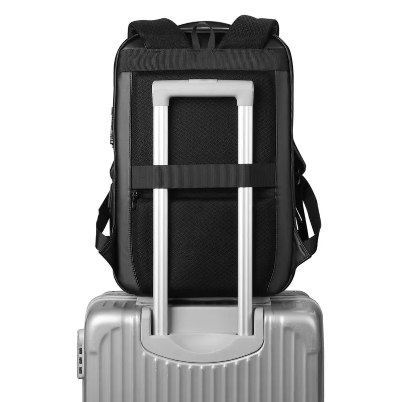 MEMPHIS: 15.6-Zoll-Business-Laptop-Rucksack mit TSA-Schloss und USB-Anschluss