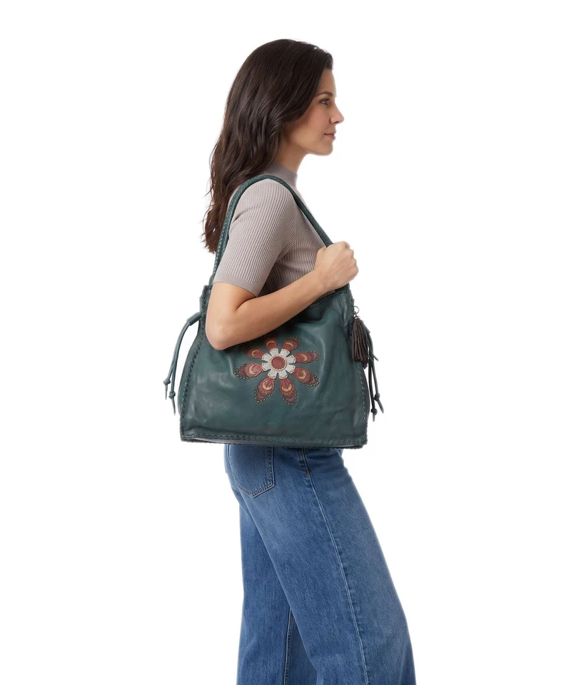 Taschendieb Wien Brigittagasse 4 Schultertasche forest biome