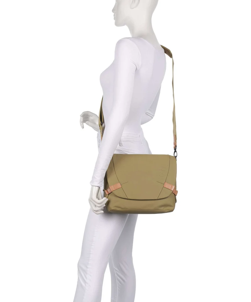 Aunts & Uncles Japan Sendai Kuriertasche olive stone