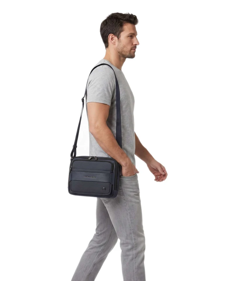 Piquadro Oberon Umhängetasche blue