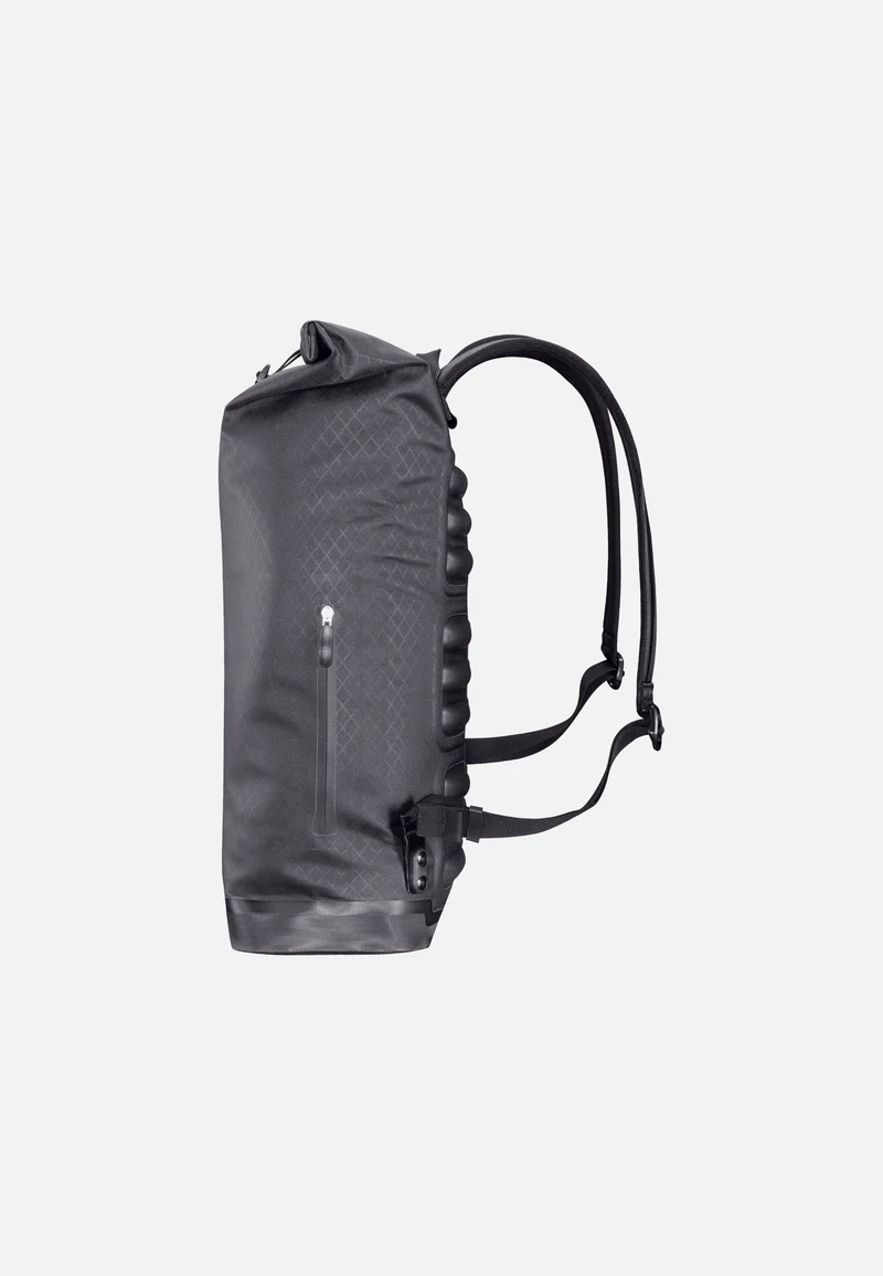 Daypack Metrosphere Black Embossed - Rolltop Rucksack
