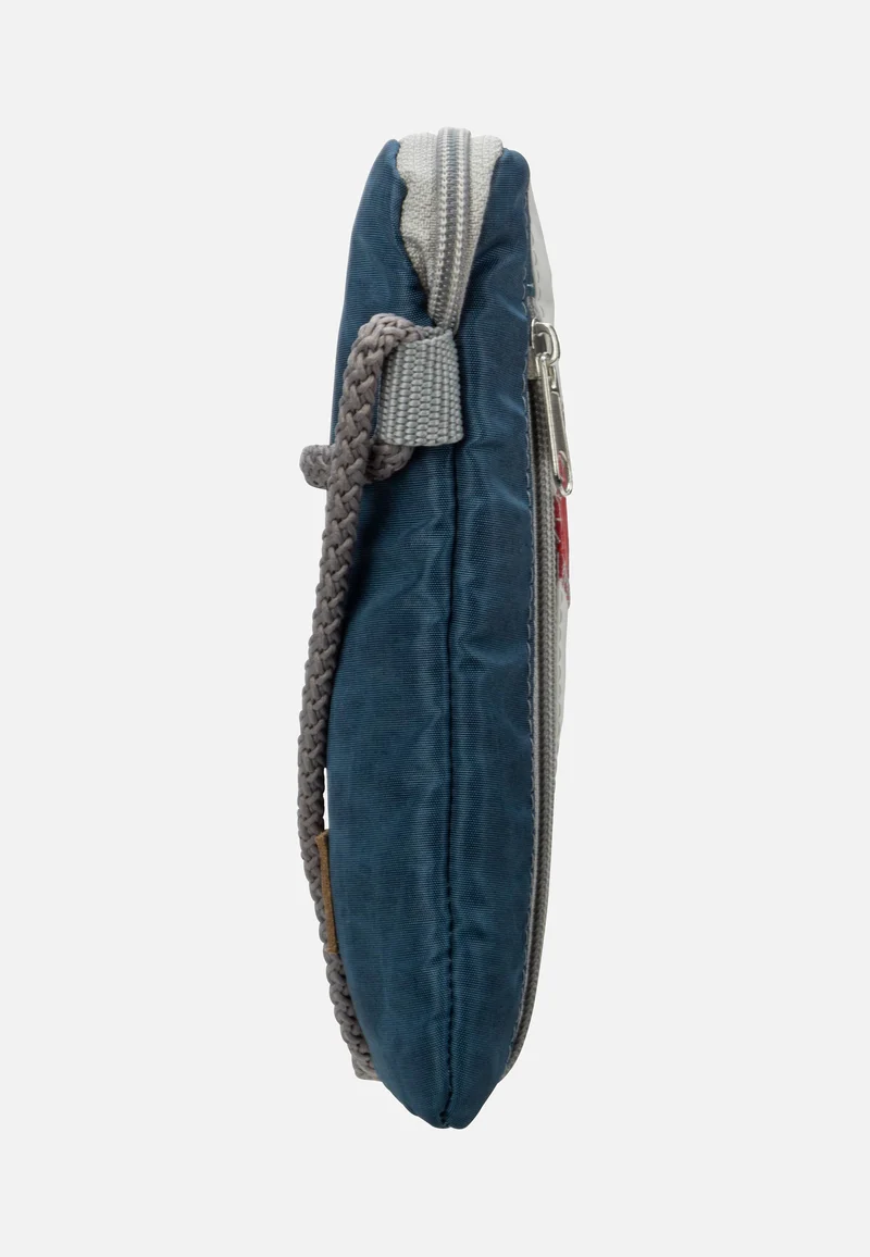 Nautik Lütt Weiß/Blau mit roter Zahl - Handytasche