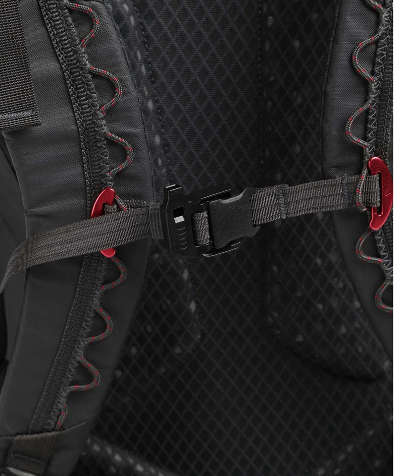 Klättermusen Kåre 30 Wanderrucksack raven