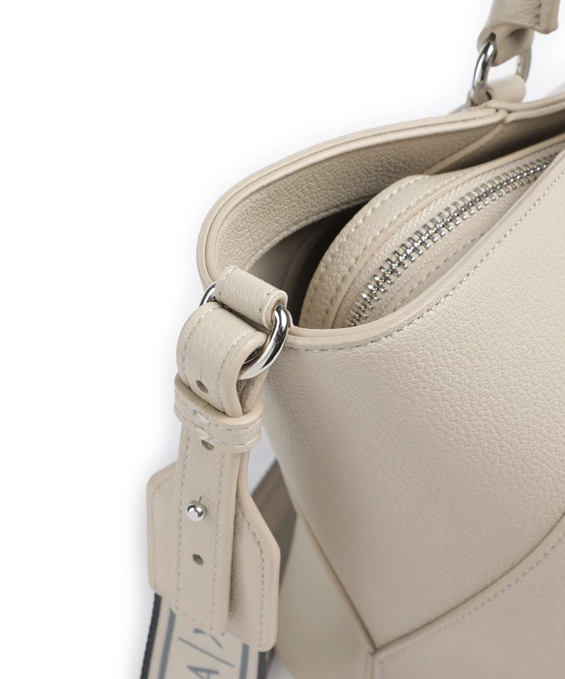 Armani Exchange Isabel M Handtasche script