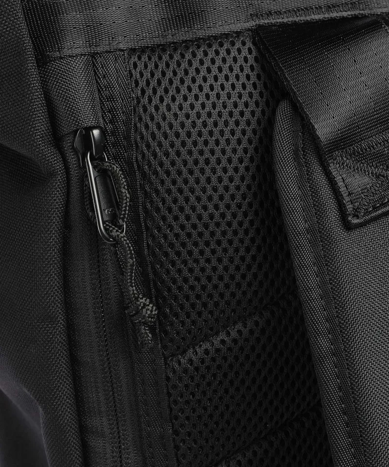 Chrome Initiate 26 Rolltop Rucksack black