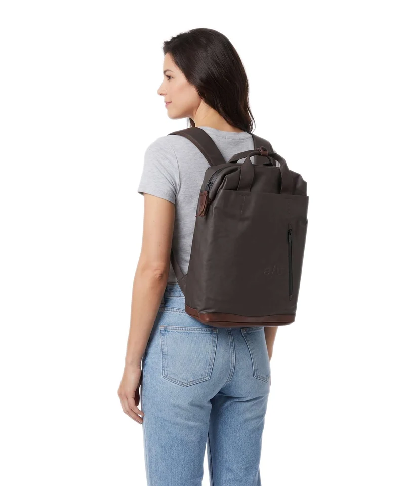 Aunts & Uncles Japan Morioka Rucksack ground coffee