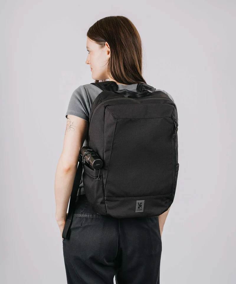 Chrome Recruit 22 Rucksack black