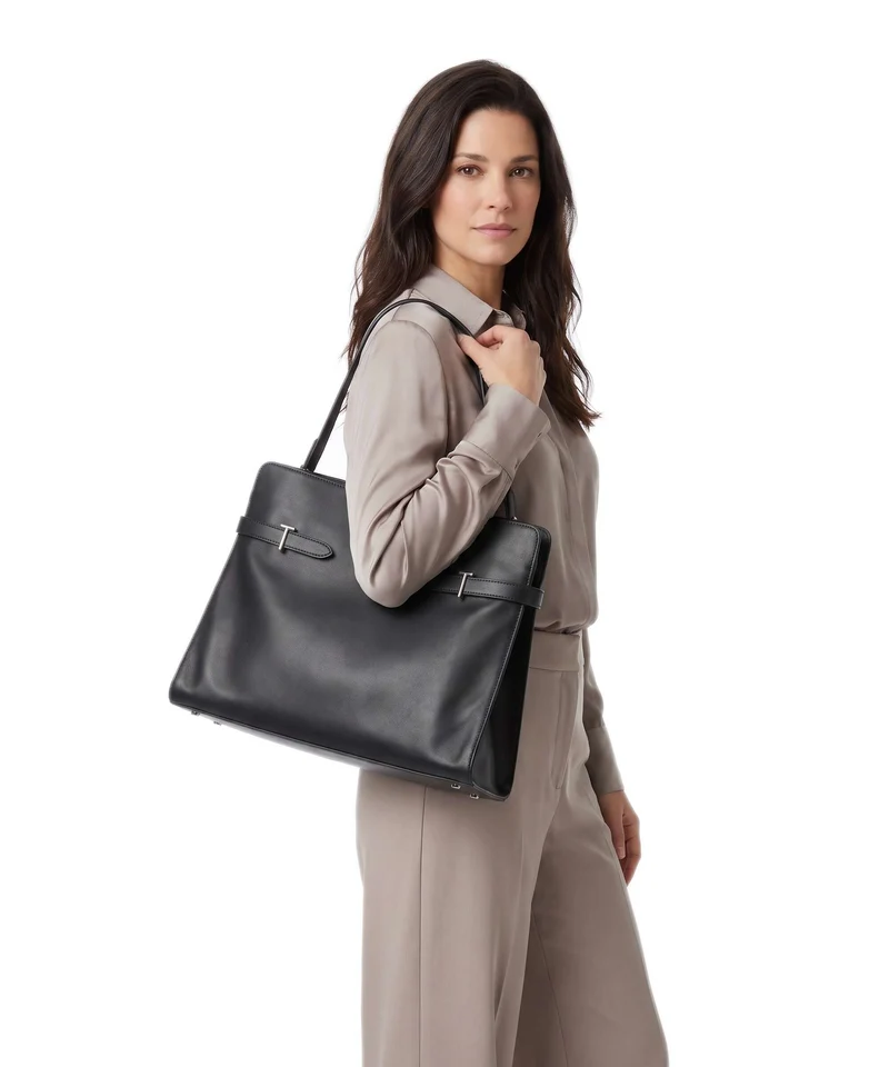 Le Tanneur Emy Beuteltasche black