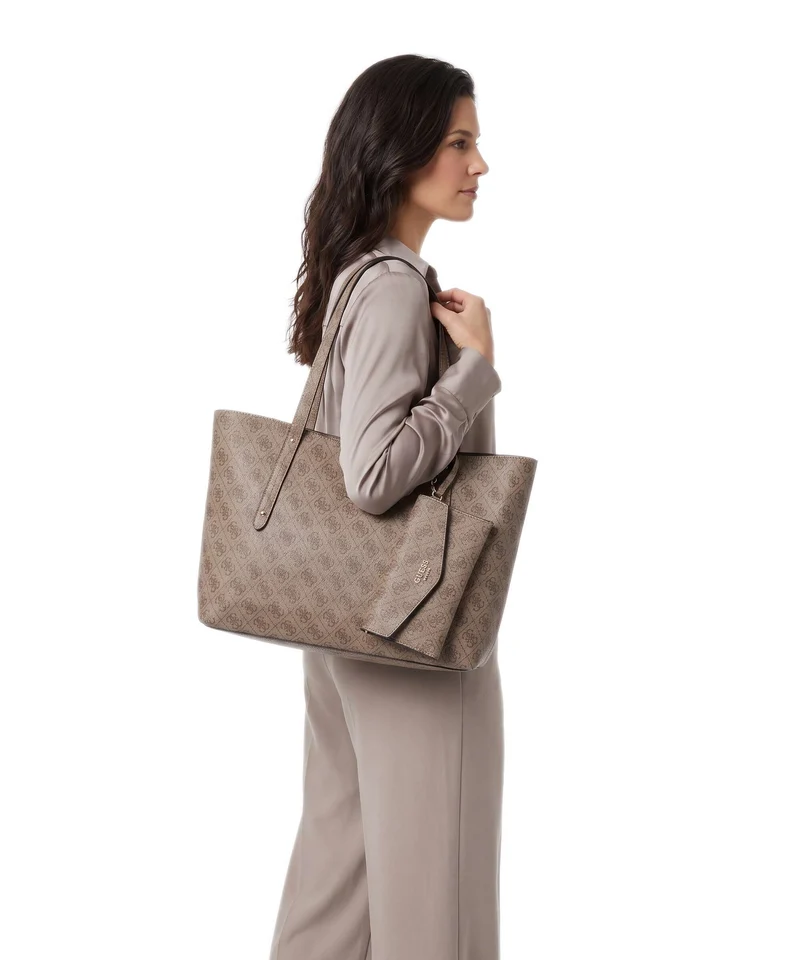 Guess Brenton Shopper latte logo