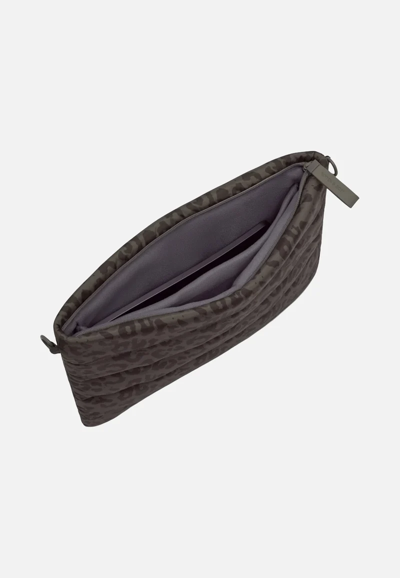 Ava Leo Dark Brown - Laptop Sleeve