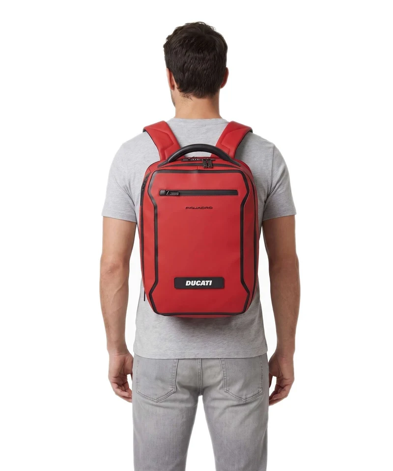 Piquadro Ducati C2OWD 30 Rucksack red