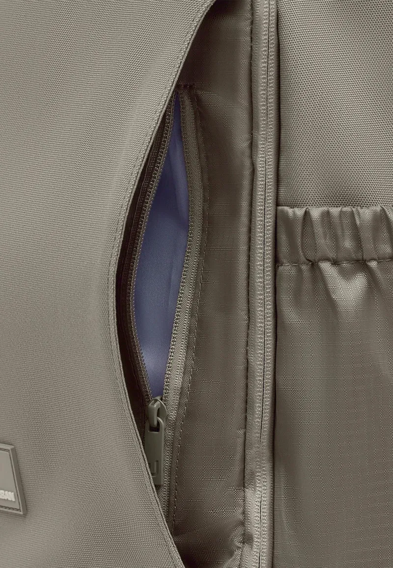 Kian Medium Desert Grey - Rucksack