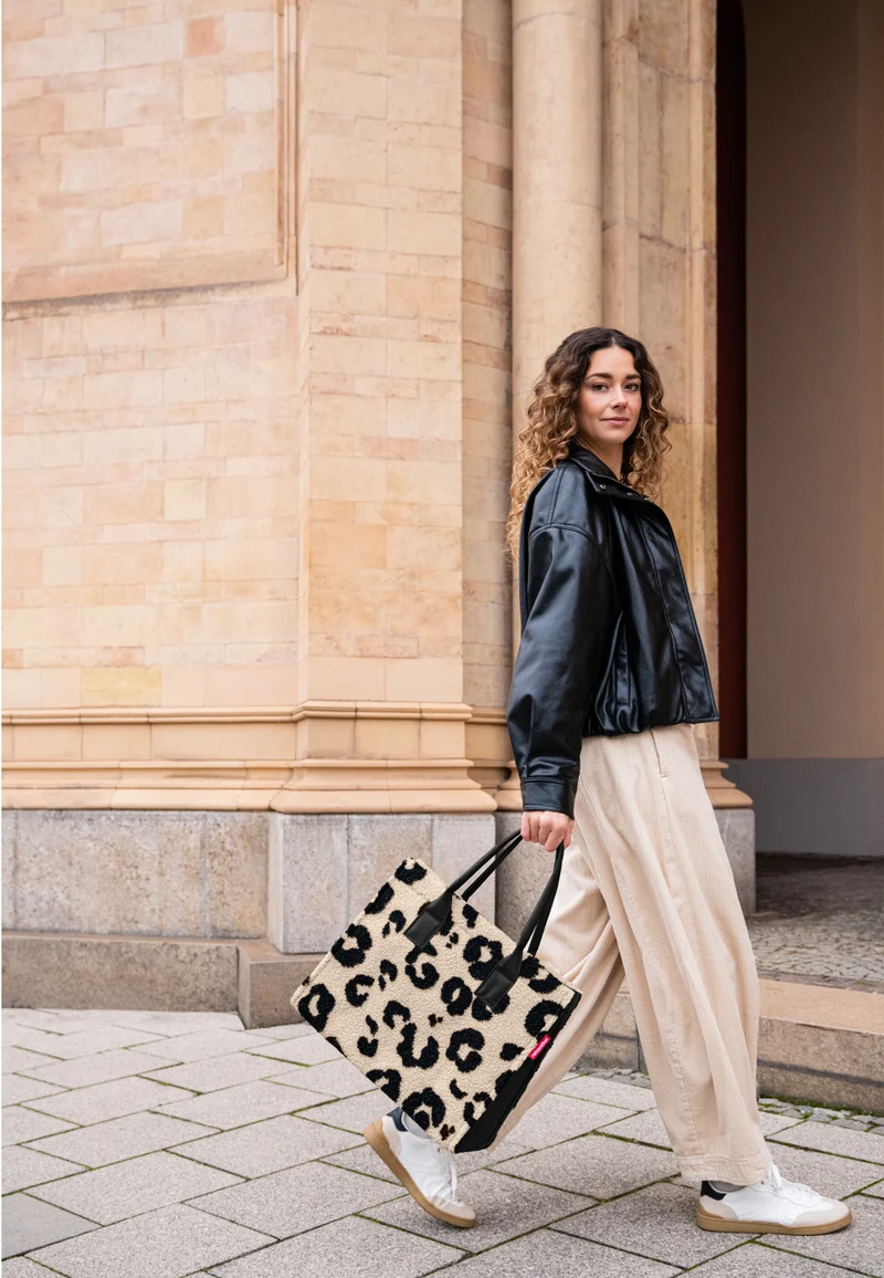 Daily Shopper Teddy Leo Cream - Tote Bag