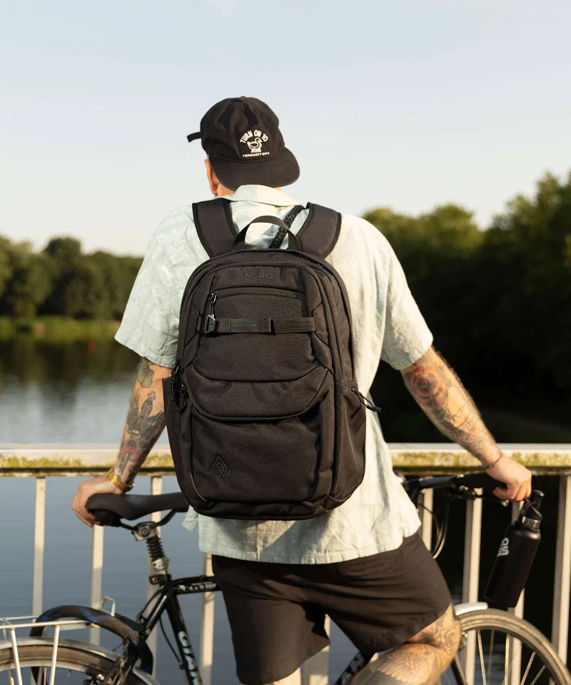 Nitro Future Hero 37 Rucksack true black