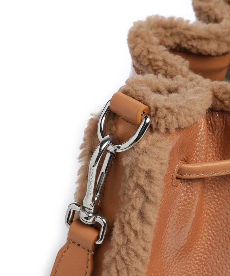Coccinelle Beat Bucket Handtasche robin