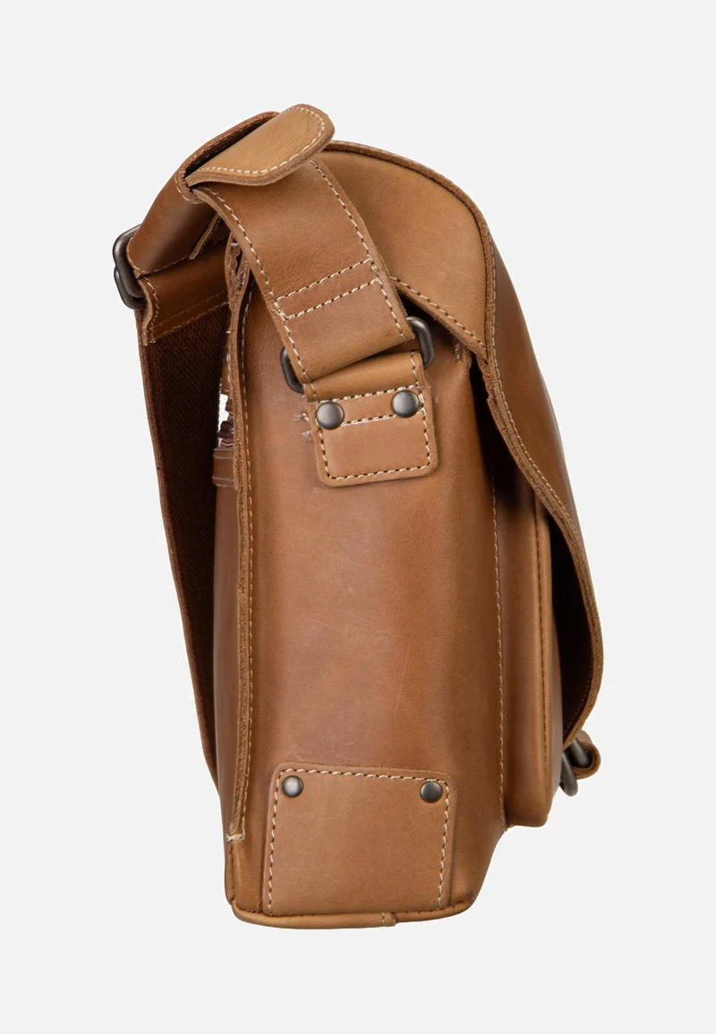 Judd Tan - Messenger Bag