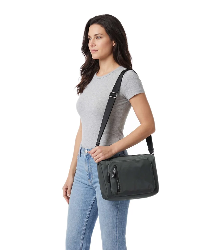 Mandarina Duck Hunter Umhängetasche urban chic