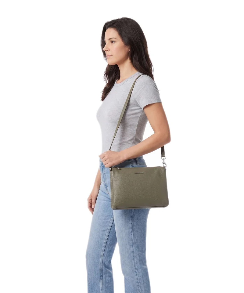 Mandarina Duck Mellow Leather Umhängetasche winter olive