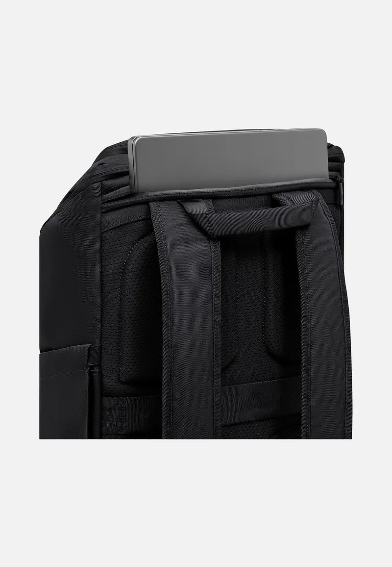 Finn Large Black - Rucksack