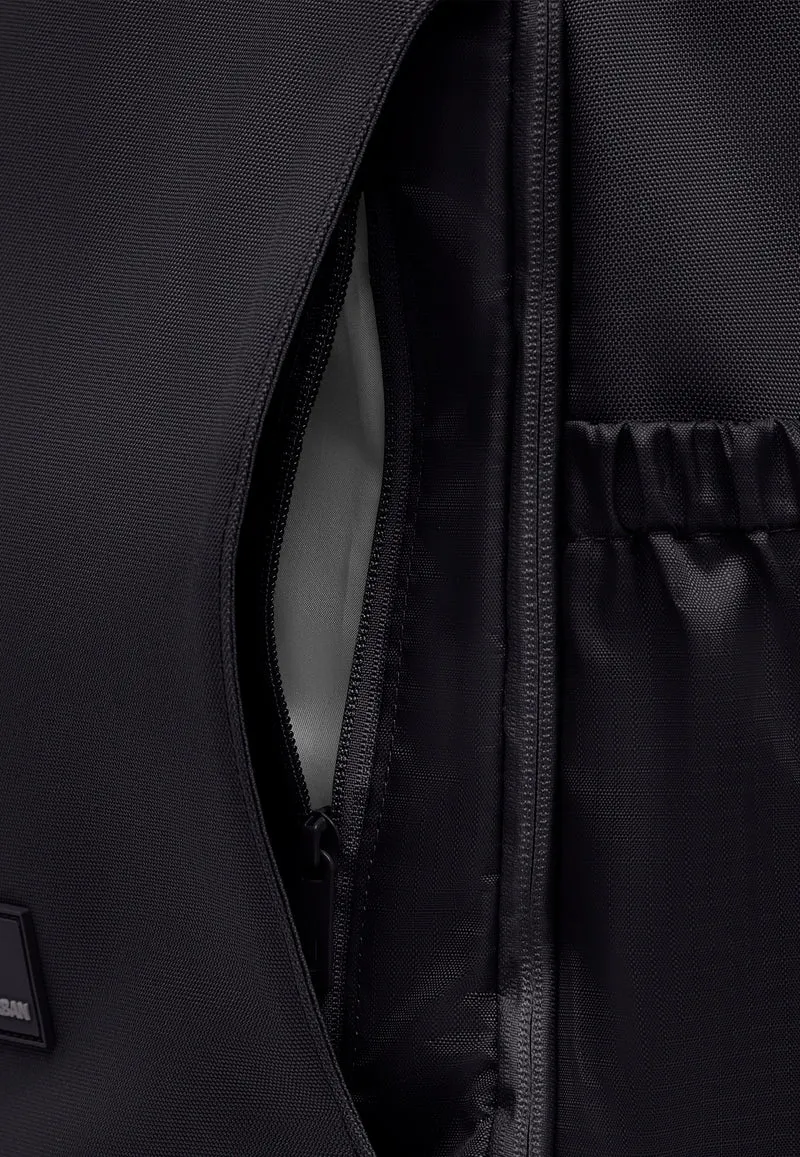 Kian Medium Black - Rucksack