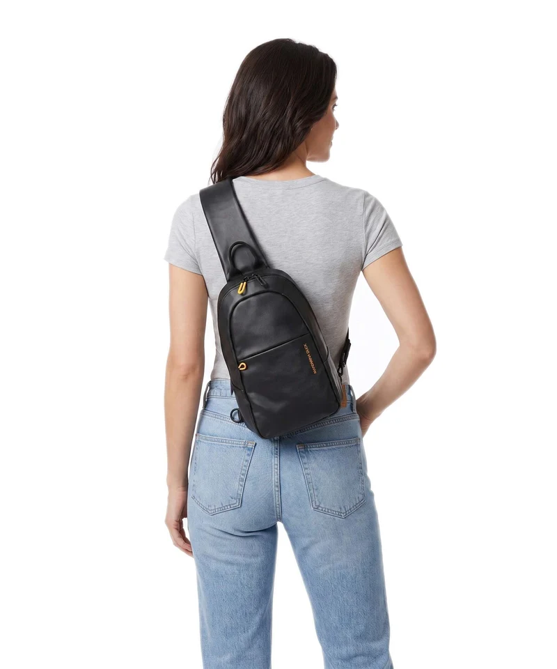 Mandarina Duck Coated Slingbag black