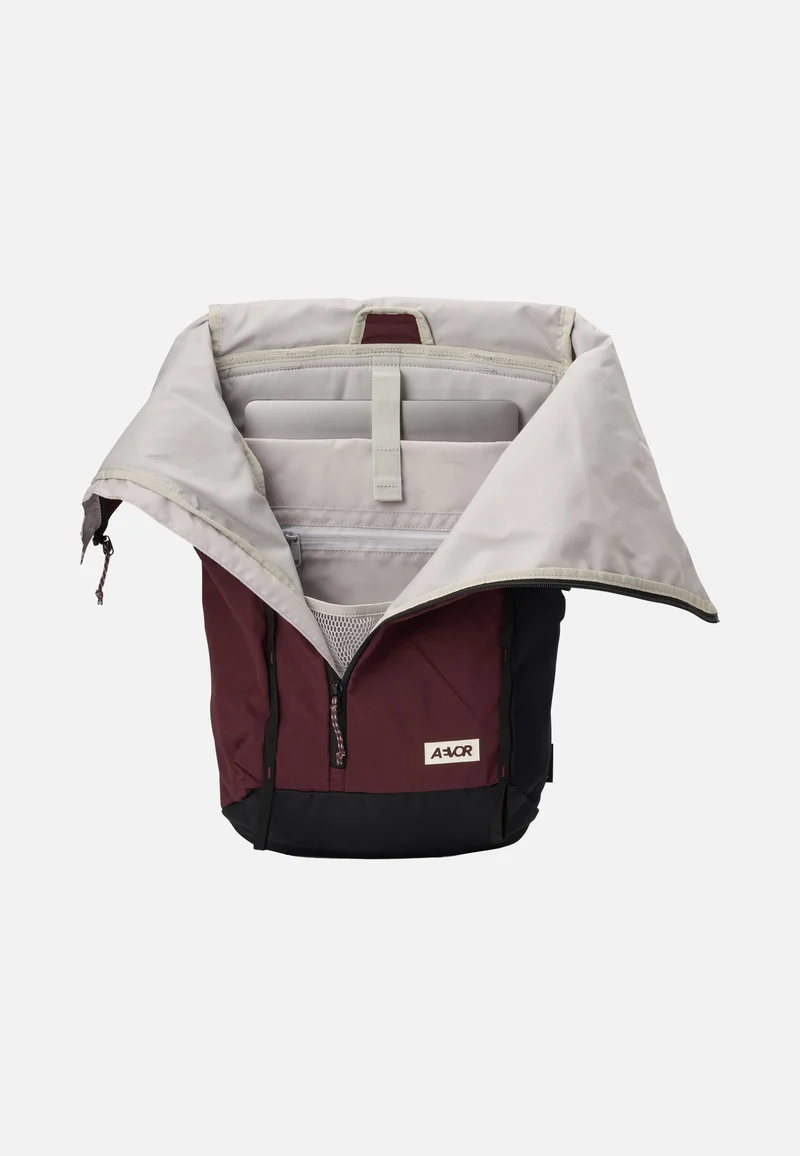 Active Pack Burgundy - Rolltop Rucksack