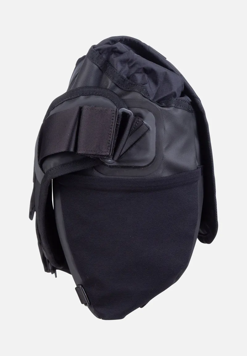 Especial Stash L Jet Black - Messenger Bag