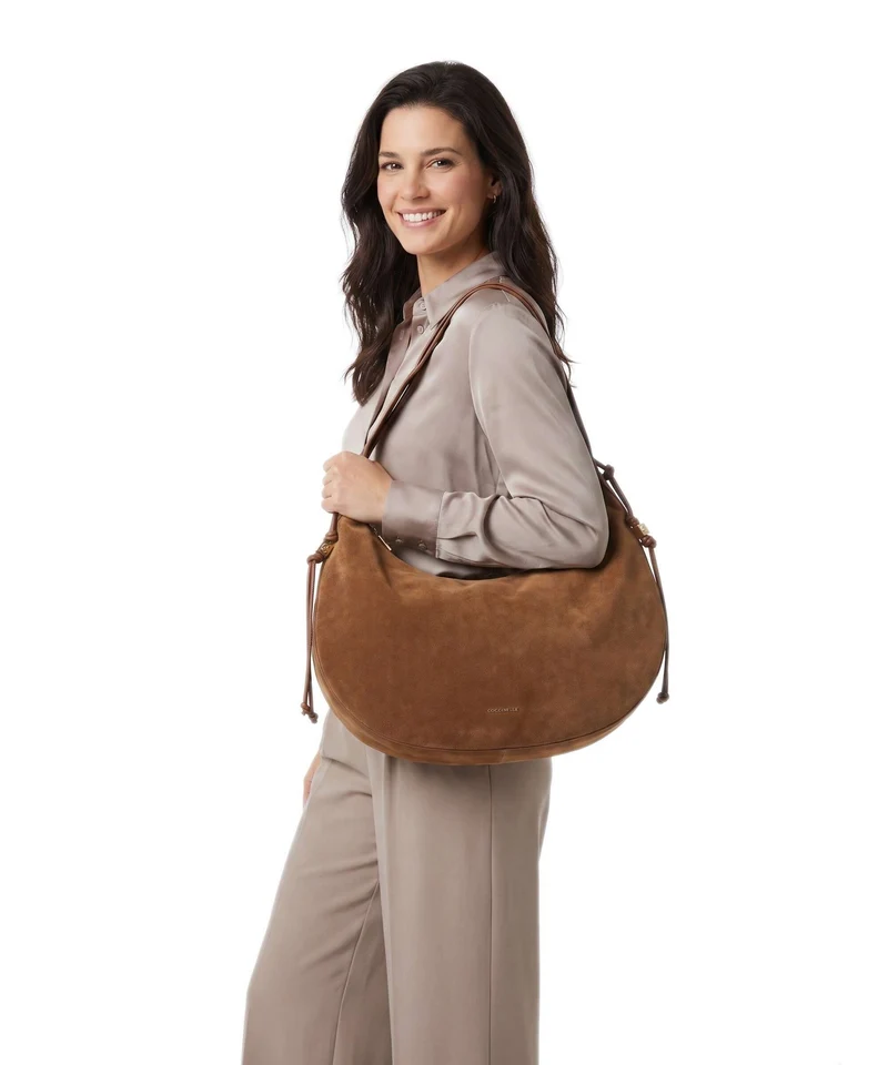 Coccinelle Thess Suede Beuteltasche cognac