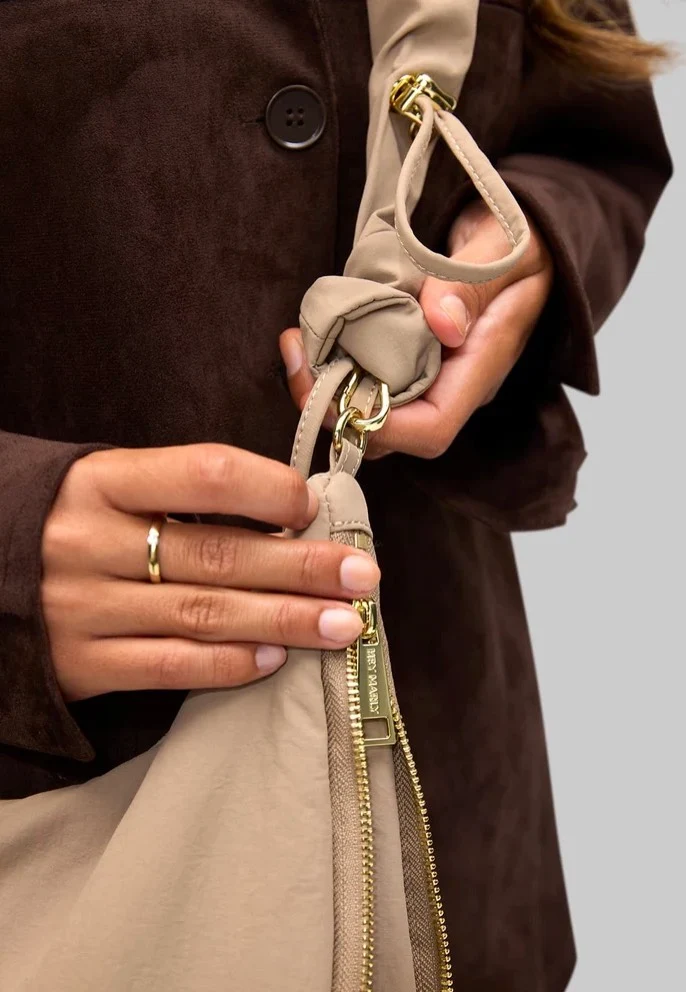 Easy Buddy M Mocha - Crossbody Bag