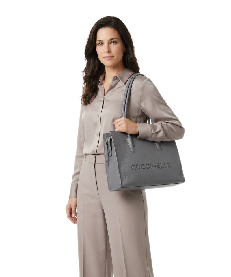 Coccinelle Myrtha Shopper stove