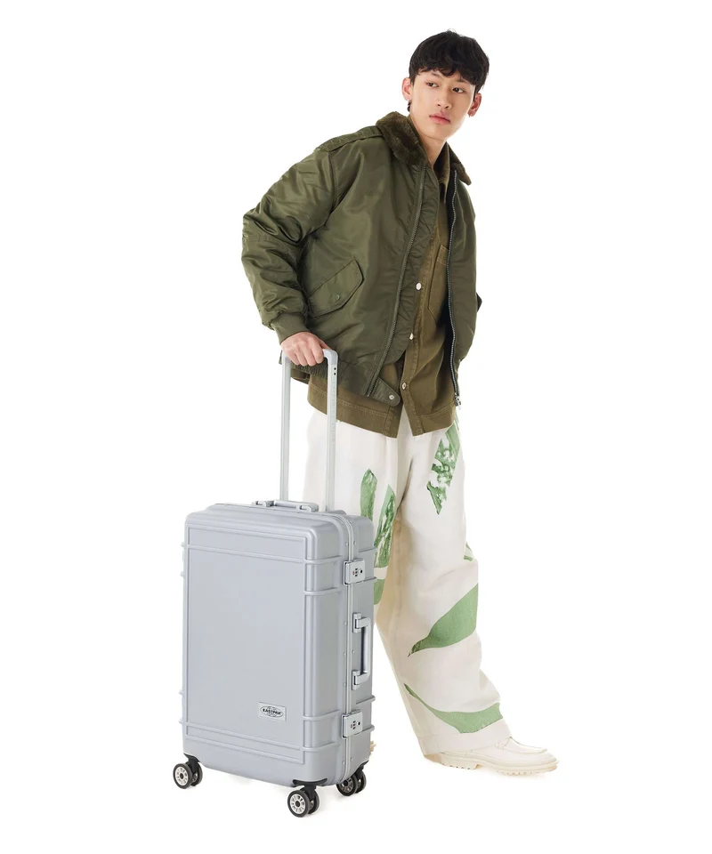Eastpak Resist'R Case 4-Rollen Trolley metal silver