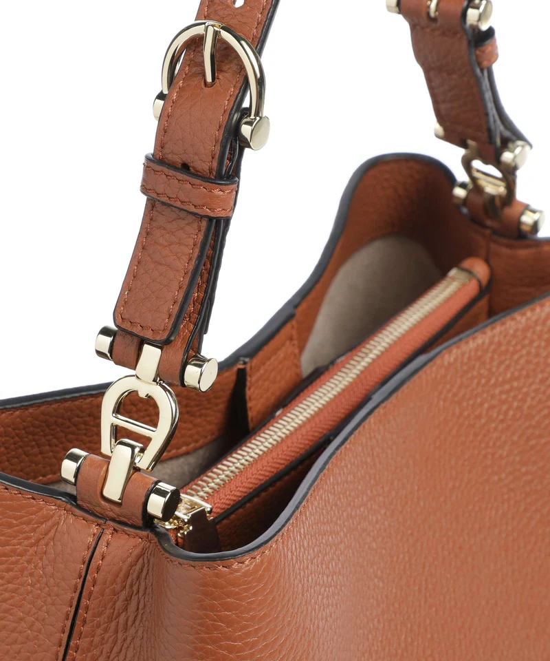 Aigner Delia M Beuteltasche cognac brown