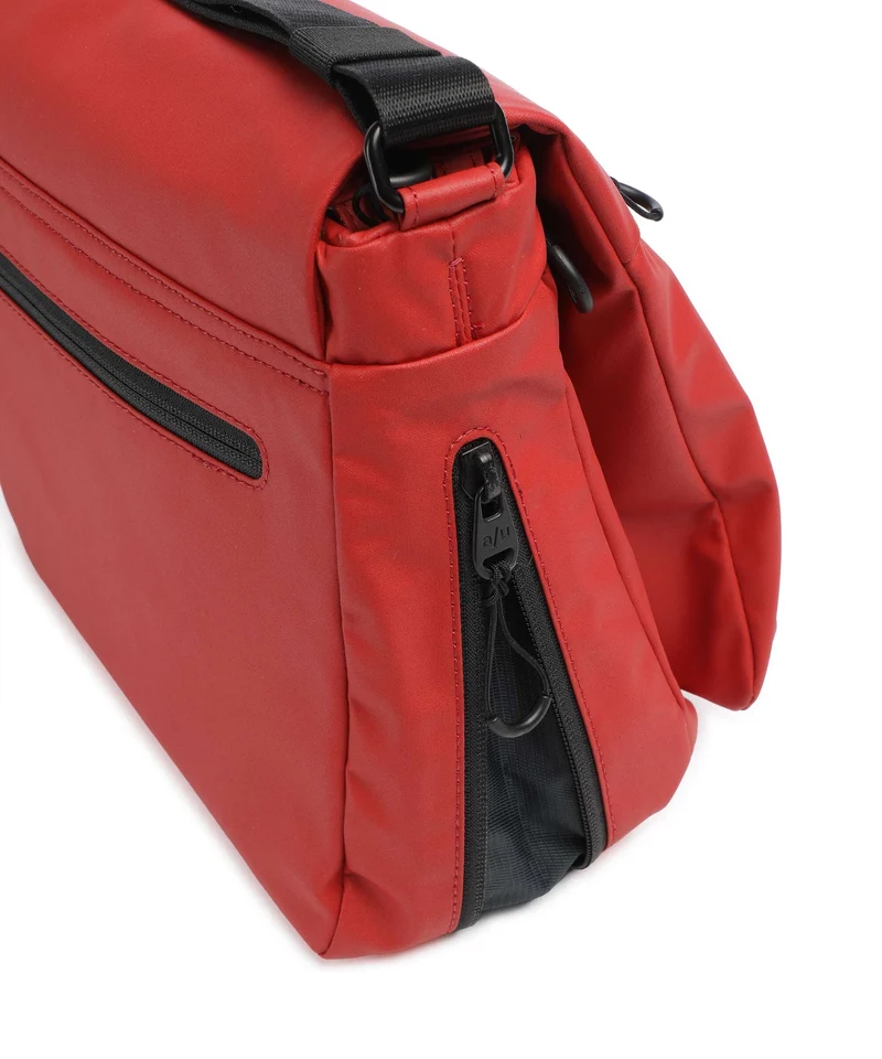 Aunts & Uncles Japan Lite Aoki Kuriertasche red