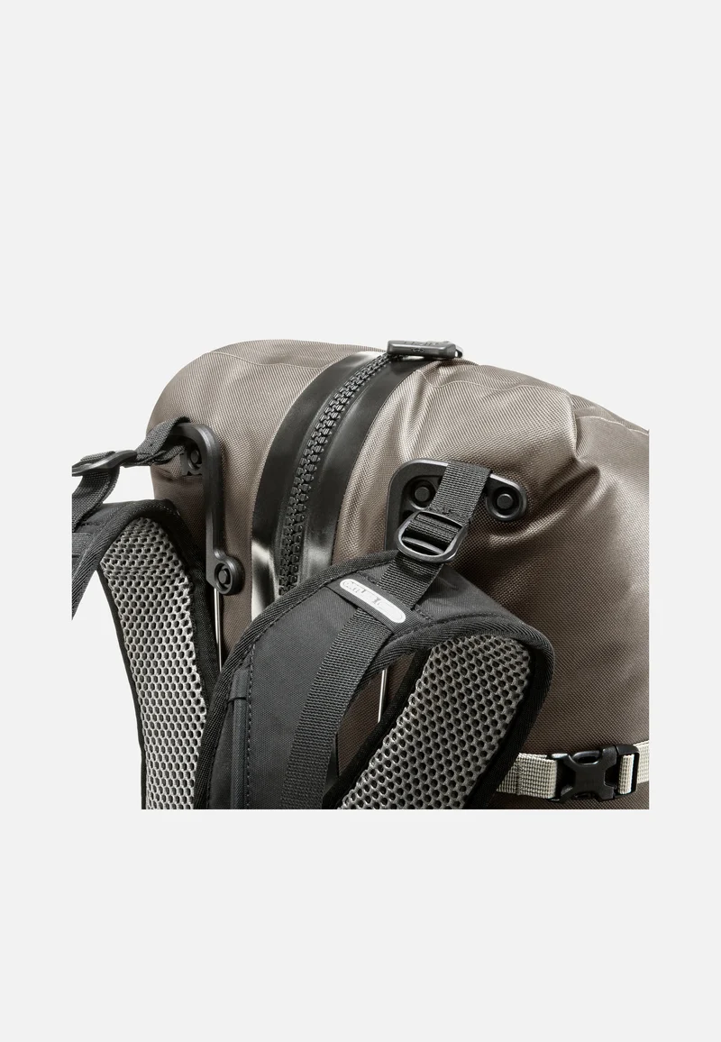Atrack 35L Dark Sand - Reiserucksack
