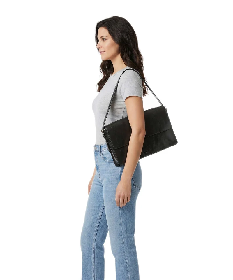 Liebeskind Audrey Recycled Lack Distressed M Schultertasche deep soil