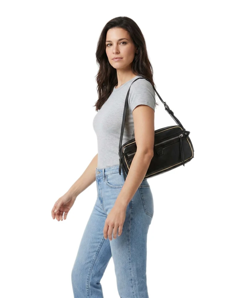 Liebeskind Juno Recycled Soft Calf M Schultertasche black