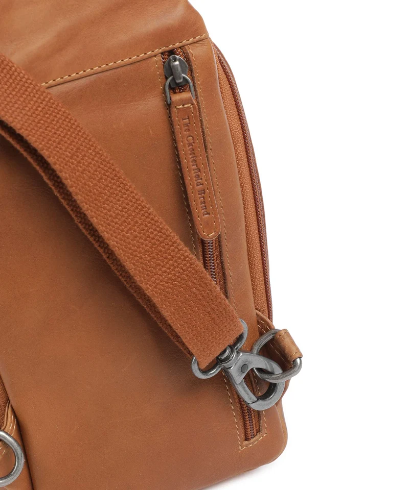 The Chesterfield Brand Wax Pull Up Cow Riga Slingbag cognac