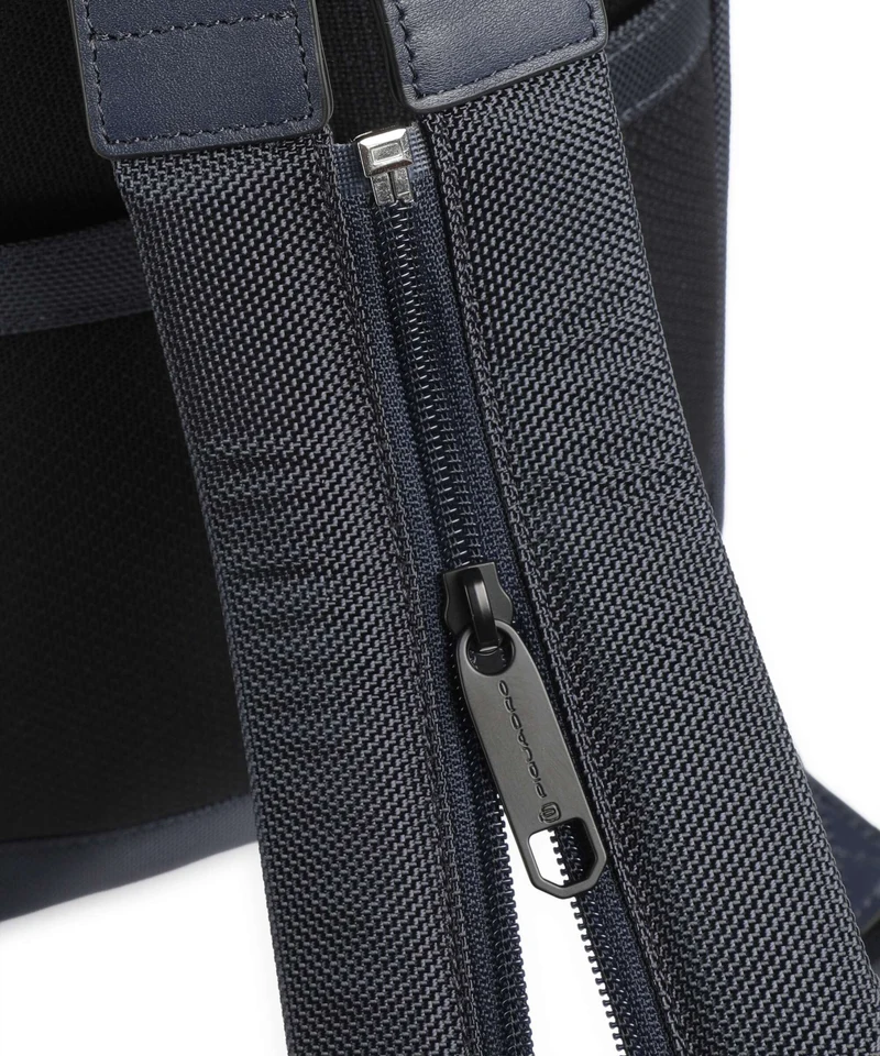 Piquadro Lyss Slingbag blue