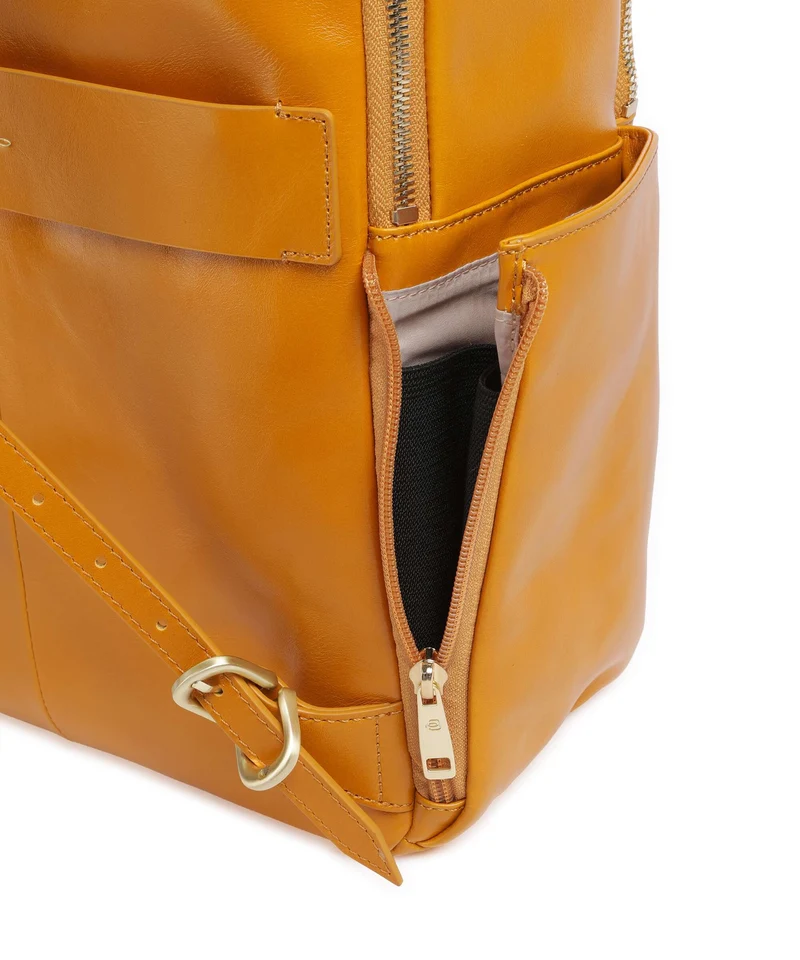 Piquadro Blue Square Rucksack mustard