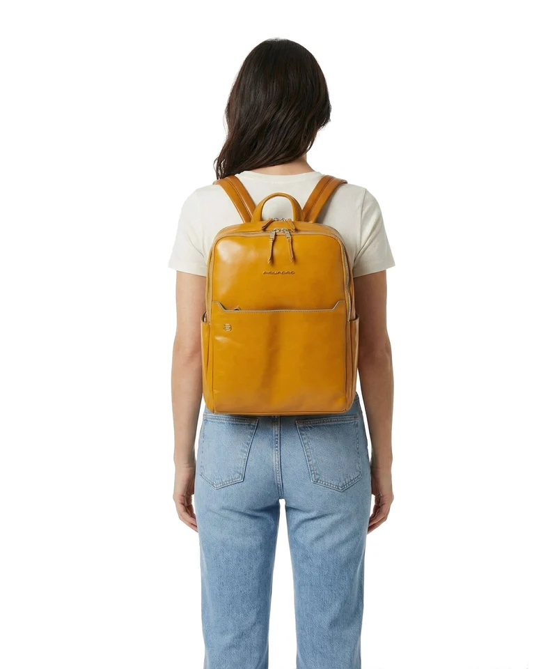 Piquadro Blue Square Rucksack mustard