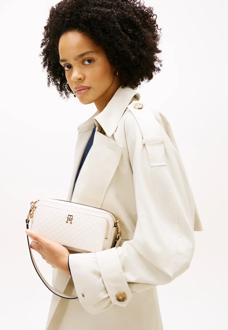 TH Daily Camera Bag Mono Soft Cream - Schultertasche