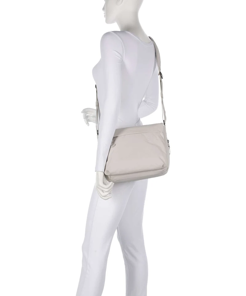 Aunts & Uncles Japan Lite Aoki Kuriertasche linen