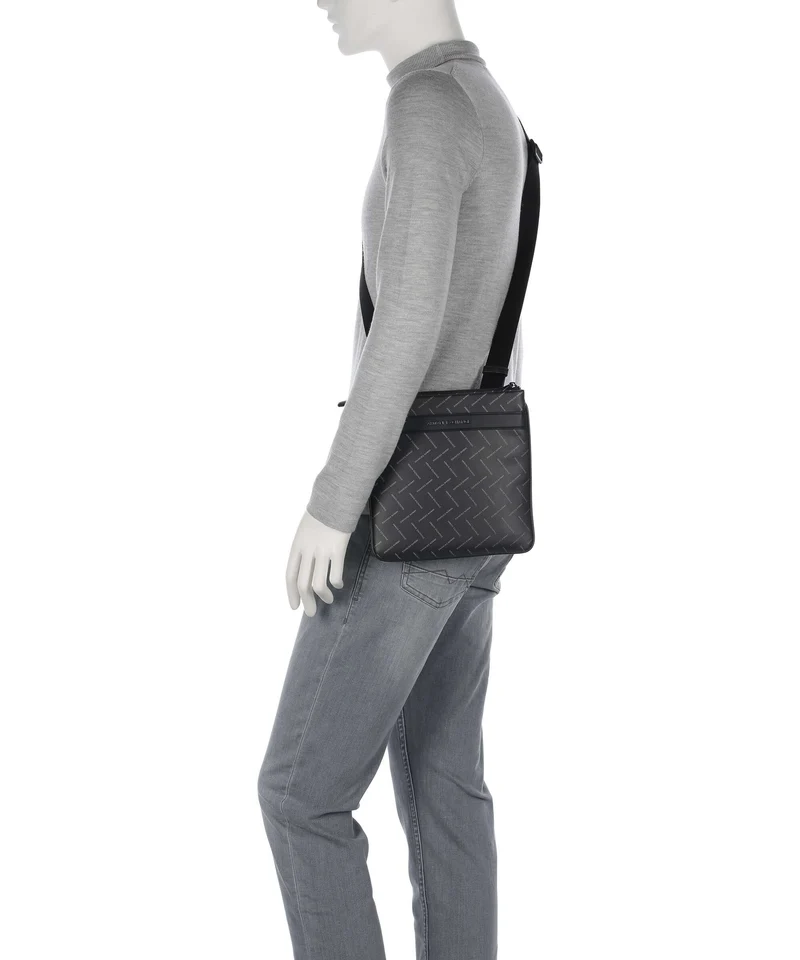 Armani Exchange Ginevra Printed Umhängetasche black/chiseled stone