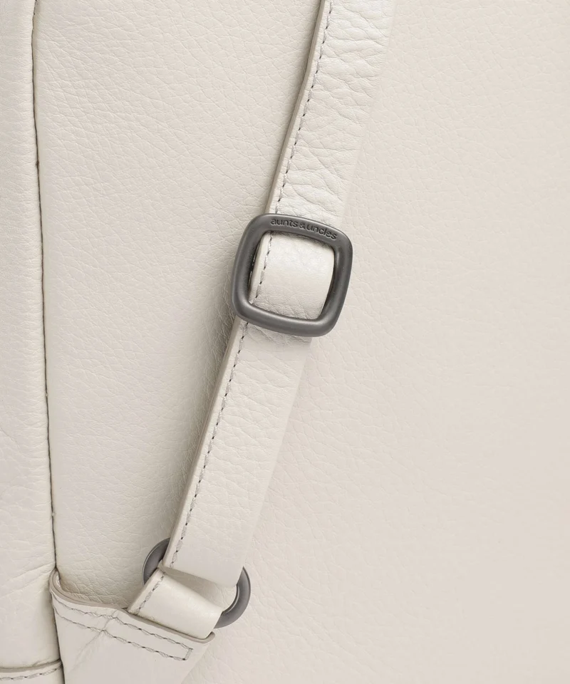 Aunts & Uncles Philocalists Tender Rucksack chalk