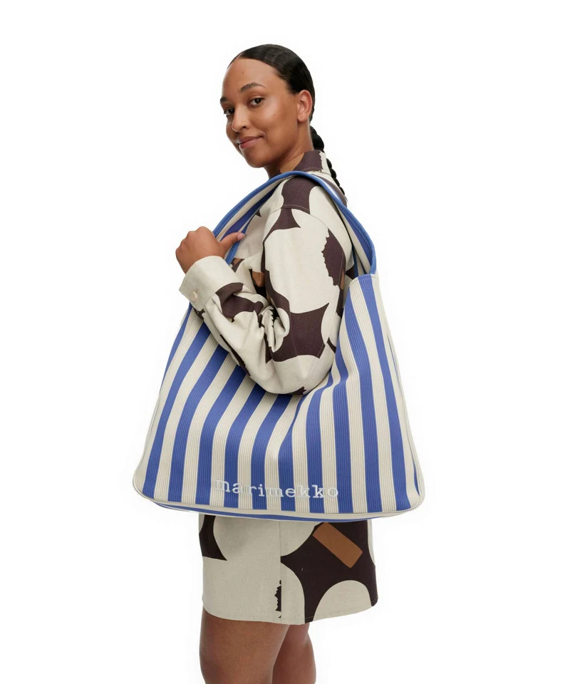 Marimekko Knitted Merirosvo Beuteltasche blue/off white